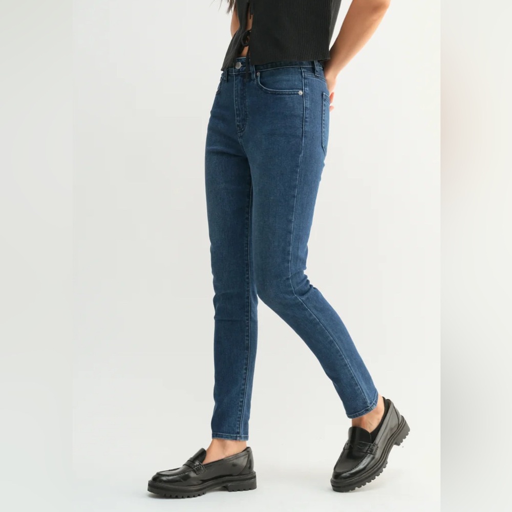 Classic Blue Women's Jeans